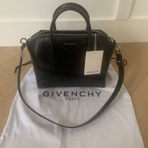 Givenchy Antigona Small